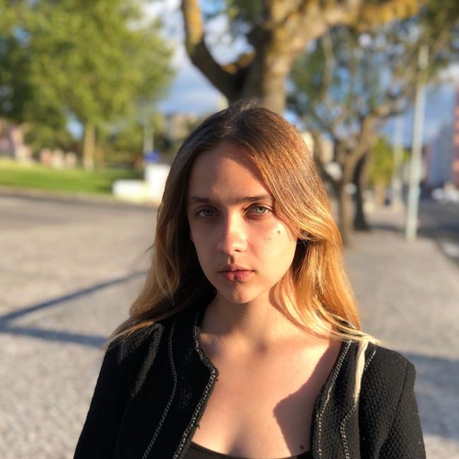 Babysitter in Torres Vedras: Dária