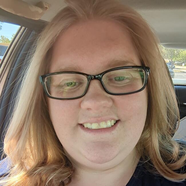 Babysitter in Lake Mary: Amber