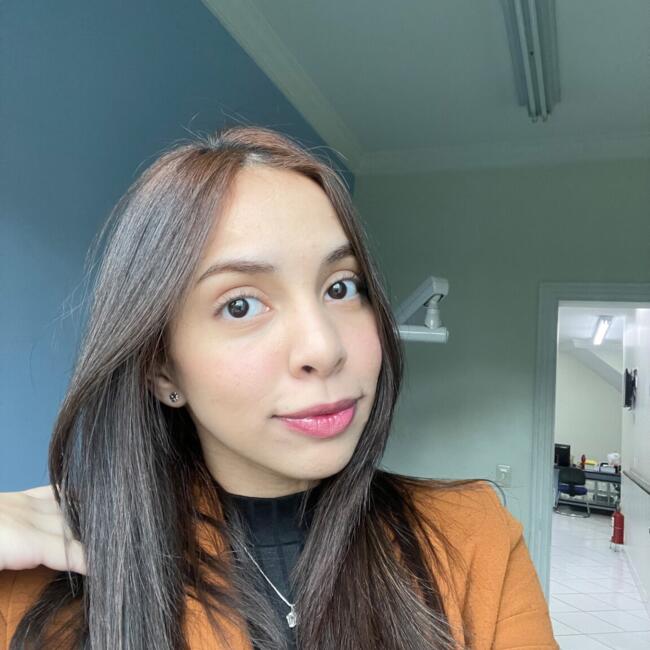 Babysitter in Franco da Rocha: Luana