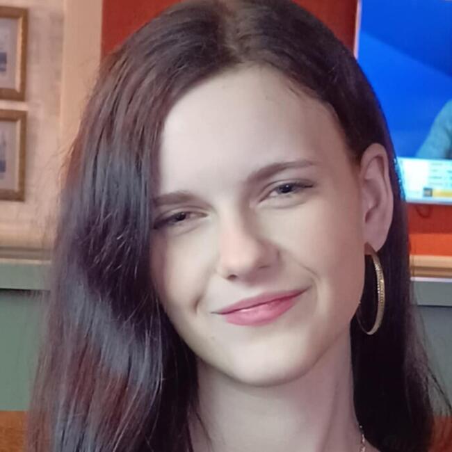 Babysitter in Crawley: Keira