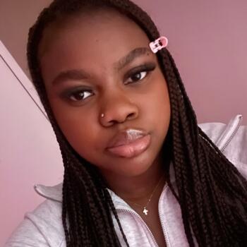 Babysitter in Gonesse: Riche
