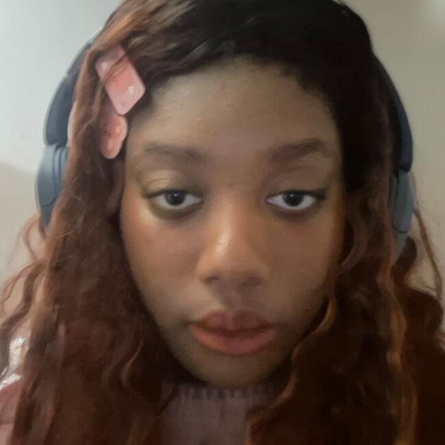 Babysitter in Paris: N'Nami