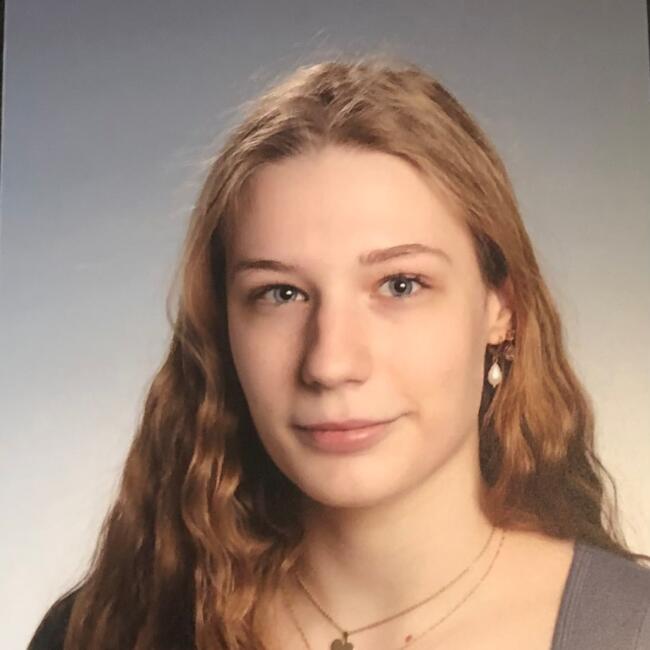 Babysitter in Linz: Eva