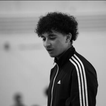 Babysitter in Mainvilliers: Younes