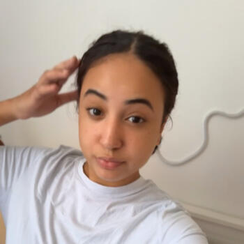 Babysitter Paris: Oria