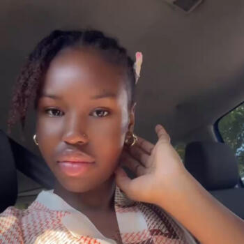 Babysitter in Fleury-Mérogis: Kanssoutou