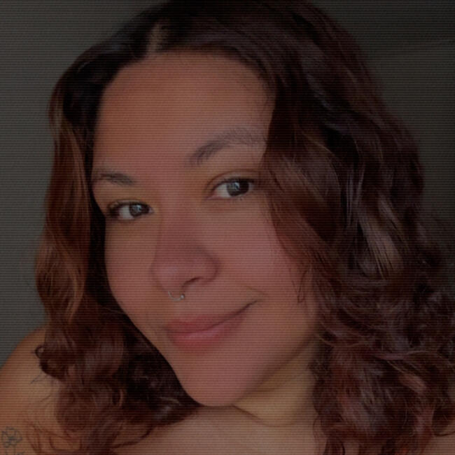 Babysitter in Valbom: Leticia