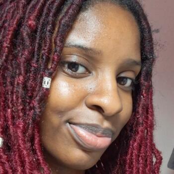 Babysitter Stains: Karelle