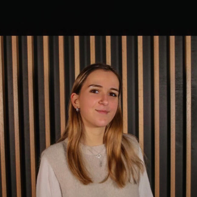 Babysitter in Nanterre: Valentine