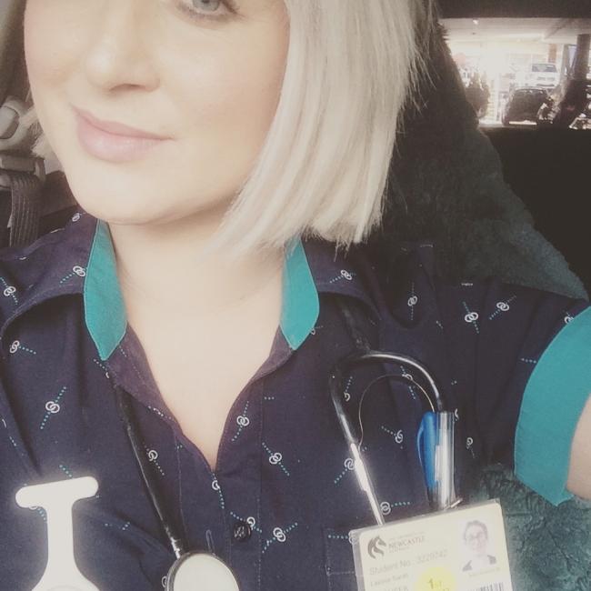 Nanny in Brüssel: Lavinia