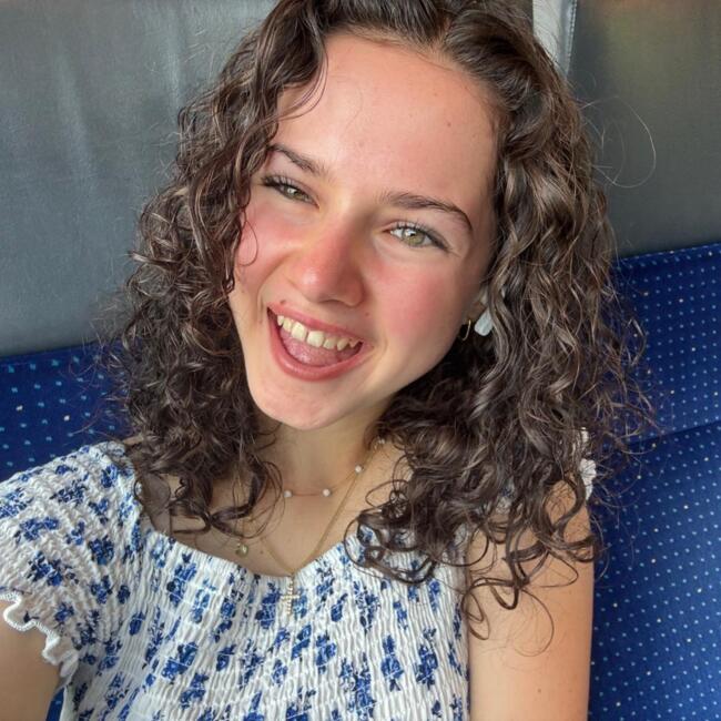 Babysitter in Rickenbach: Janina