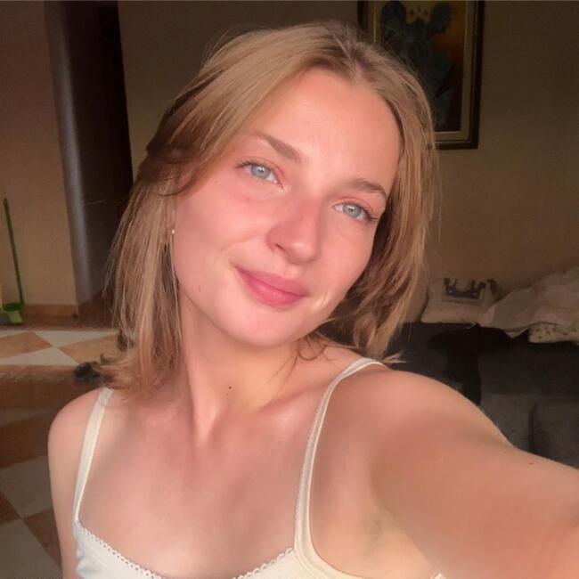 Babysitter in Melbourne: Elsa