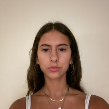 Babysitter in London: Desiree