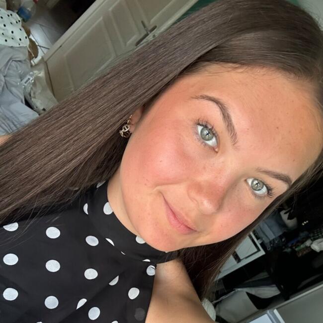 Babysitter in Verdun-sur-Meuse: Angéline