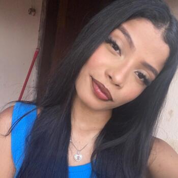 Babá Uberaba: Ana caroline