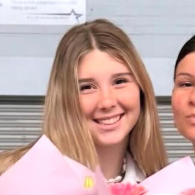 Babysitter in Sydney: Lily Mia