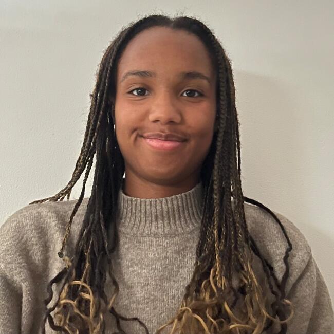 Babysitter in Versailles: Aube