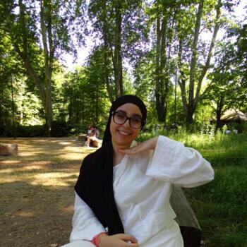 Babysitter in Décines-Charpieu: Aimina