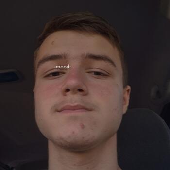 Babysitter in Livry-Gargan: Ewen