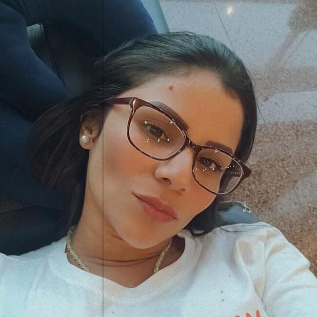 Nounou à Toronto: Daiane
