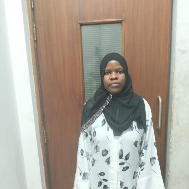 مربية أطفال في إمارة الشارقة: Mariam