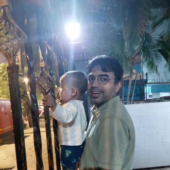 Δουλειά για babysitter στην περιοχή Βομβάη: δουλειά φύλαξης παιδιών Shefali