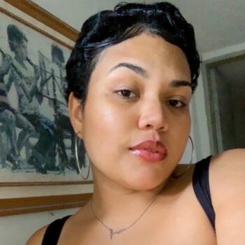 Babysitter in Ponte Nova: Jamile