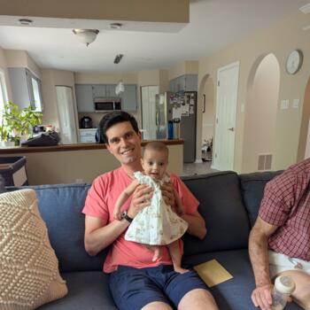 Babysitting job in Pittsburgh: babysitting job Hetal