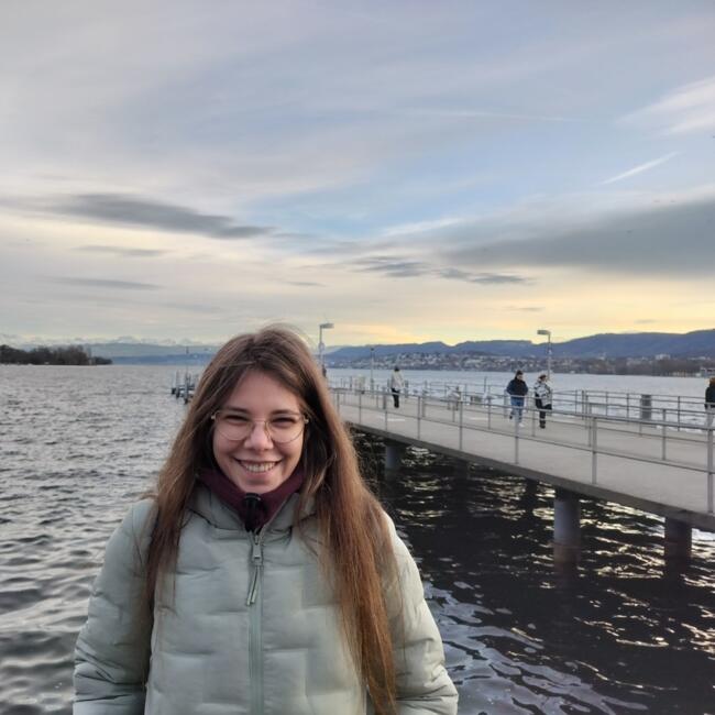 Babysitter in Le Grand-Saconnex: Mara