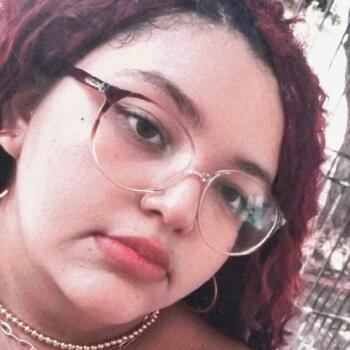 Babysitter in Maringá: Izabella