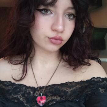 Babysitter in Châtellerault: Melissa