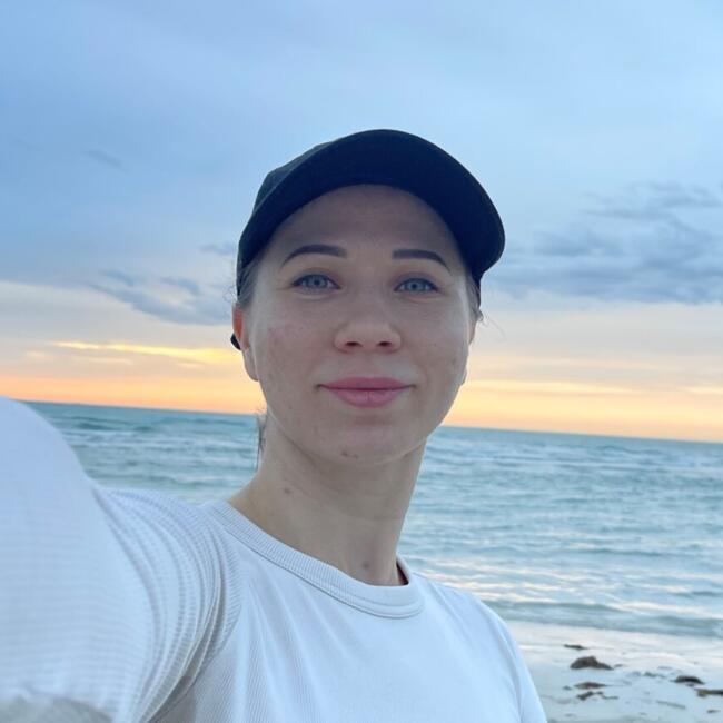 Babysitting job in Abu Dhabi: Cathleen