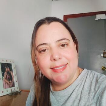 Nanny L'Eliana: Lina maria