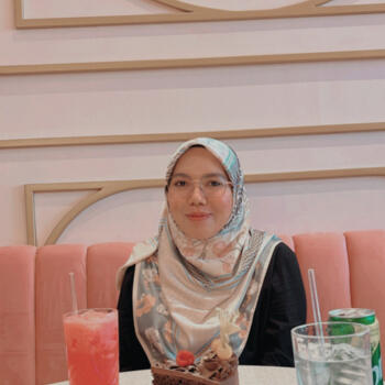 Pengasuh di Petaling Jaya: Mursyidah