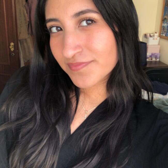 Babysitter in Seville: Laura