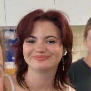 Babysitter in Hobart: Alex
