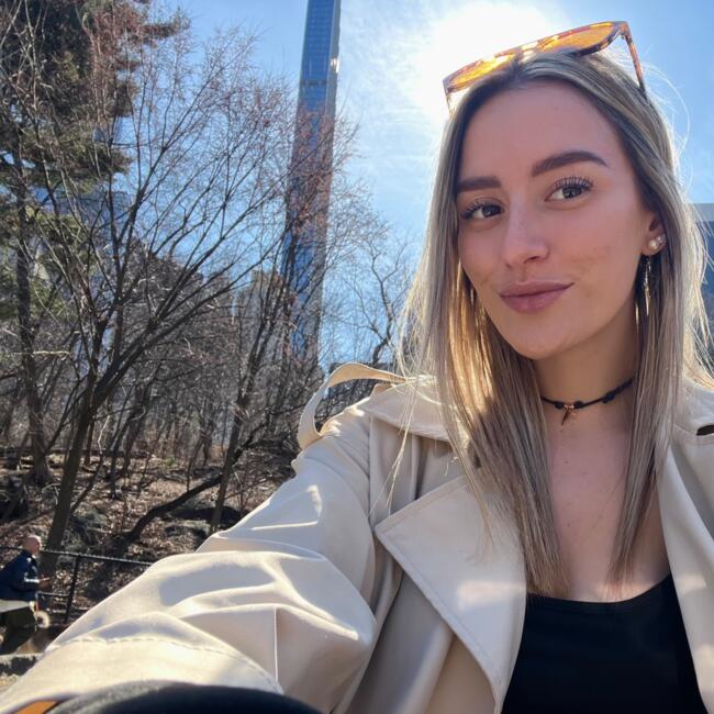 Babysitter in Melbourne: Alessia