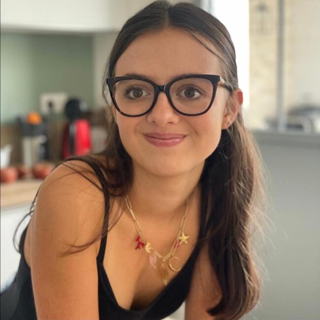 Babysitter in La Jarrie: Clara