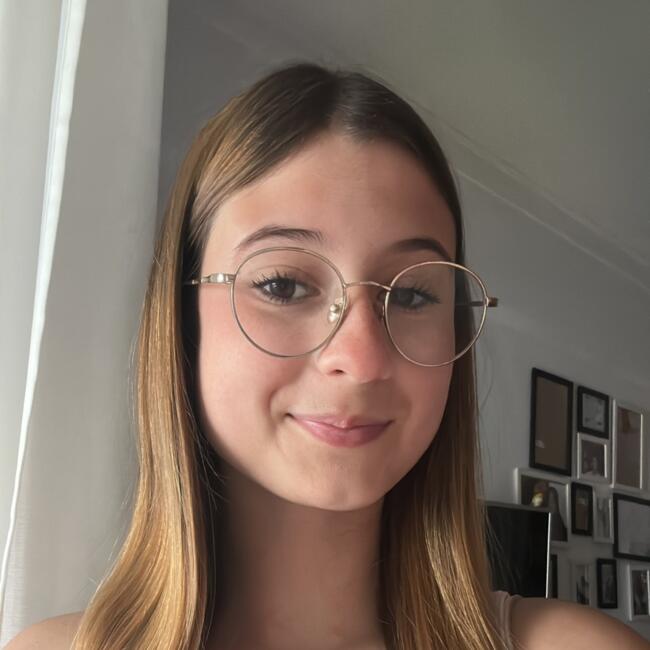 Babysitter in Bobadela: Carolina