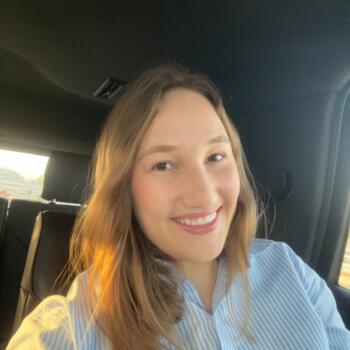 Babysitter in Dubai: Karolina