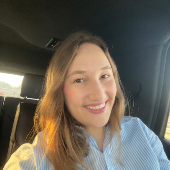 Babysitter in Dubai: Karolina