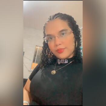 Babysitter in Niterói: Anna Claudia