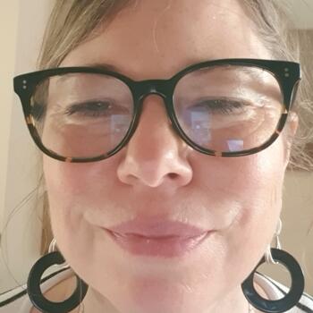 Babysitter London: Sasha