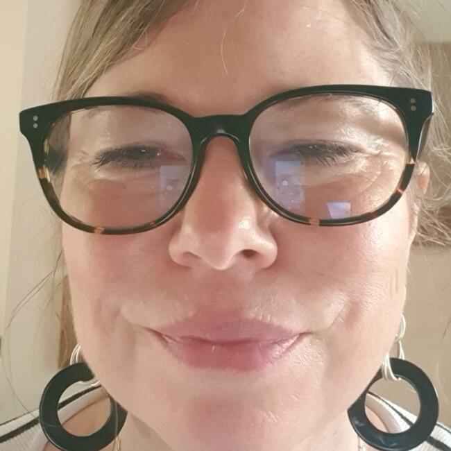 Babysitter in London: Sasha