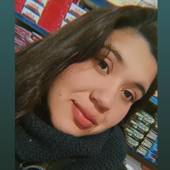 Babysitter in Almirante Brown: Selene