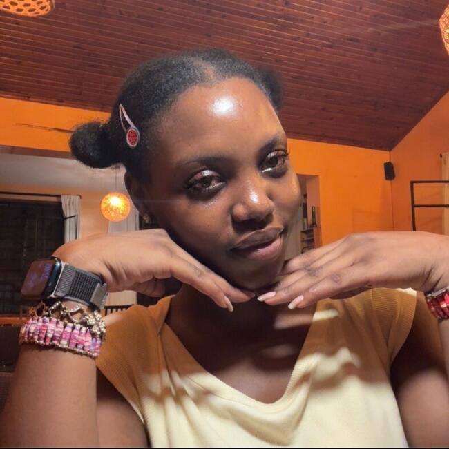 Babysitter in Kampala: Gale