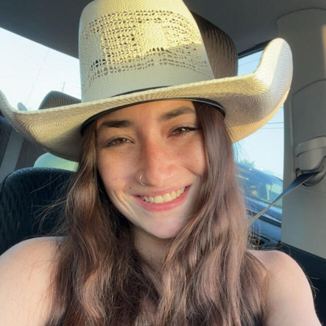 Nanny in Citrus Springs: Sierra