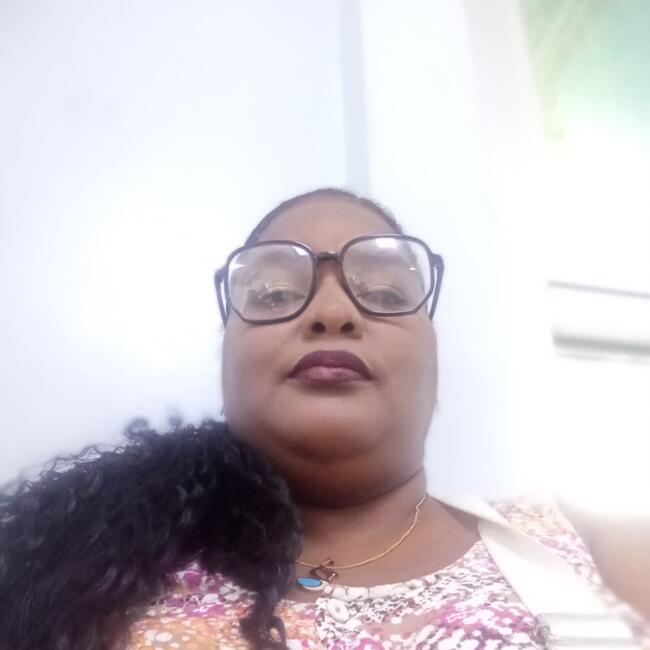 Babysitter in San Miguelito: Sasha