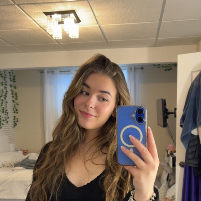 Baby-sitter in Drummondville: Camille