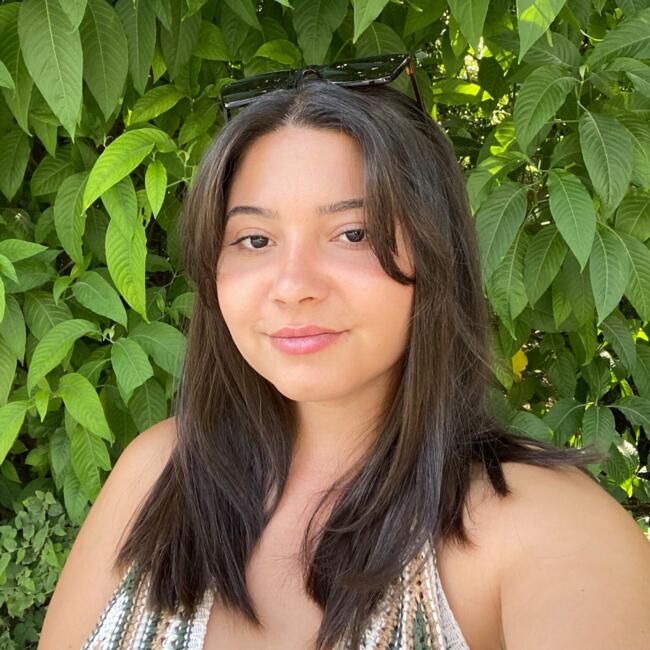 Babysitter in Ensuès-la-Redonne: Léa